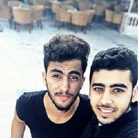 D7oooom7's tweet photo. Ask me a question | https://t.co/MCQb6p0t77 https://t.co/OGPqRcAhJT