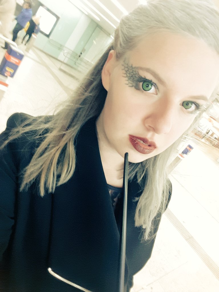 AnneElisabethL's tweet photo. #Throwback to #Halloween in #Vienna🐍 #potterhead #tb #holiday #abitofnarcissa #slytherinpride https://t.co/Wy7T691dYe