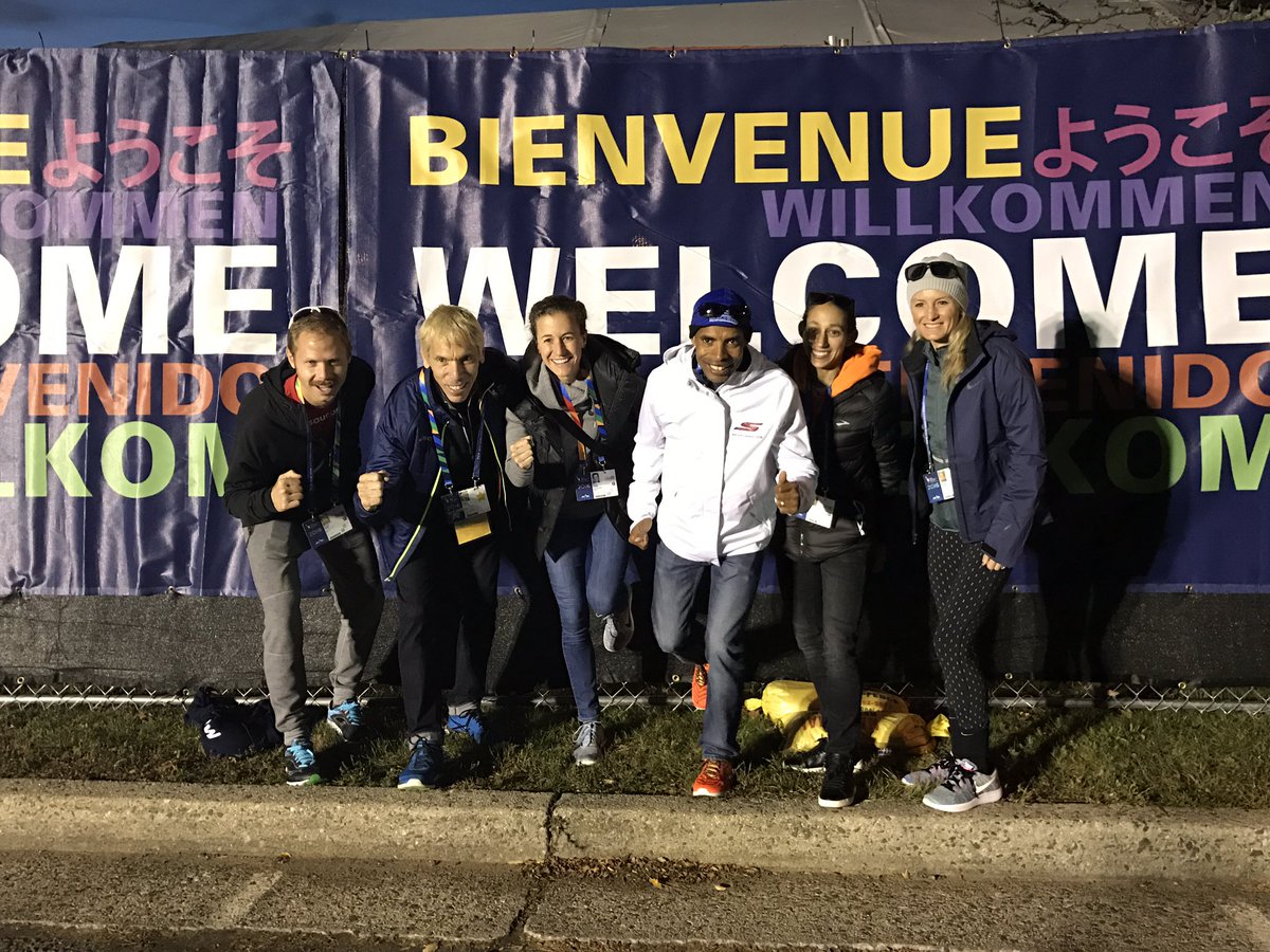 nycmarathon's tweet image. Welcome to Staten Island. It's go time! #tcsnycmarathon @peter_ciaccia #grandmarshals