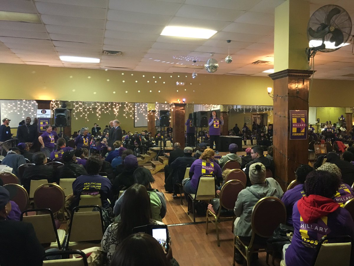 DwightEvansPA's tweet photo. You can't tell me @1199SEIU isn't ready to win this election on Tuesday! #GOTVforHRC #HillaryforPA #proudtobepa #ImWithHer @HillaryforPA https://t.co/jSg81DbynZ