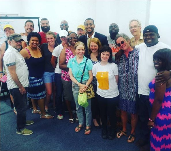 HarrisForBmore's tweet photo. Do you believe the time is now for new fresh start for Baltimore? I do! #HarrisForBmore #HarrisForMayor #Bmore https://t.co/QAOf2XX3na https://t.co/N16F9XvLIc
