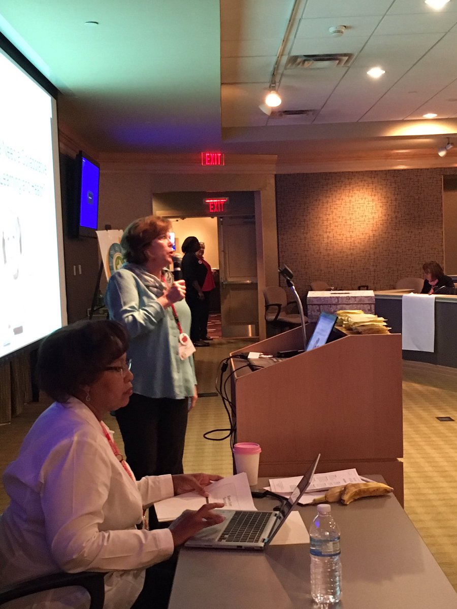 jjshlp's tweet photo. .@NMNurseEileen presenting about #WSCC at #JJSHLPFall2016 Retreat https://t.co/XPxQxGDUnv