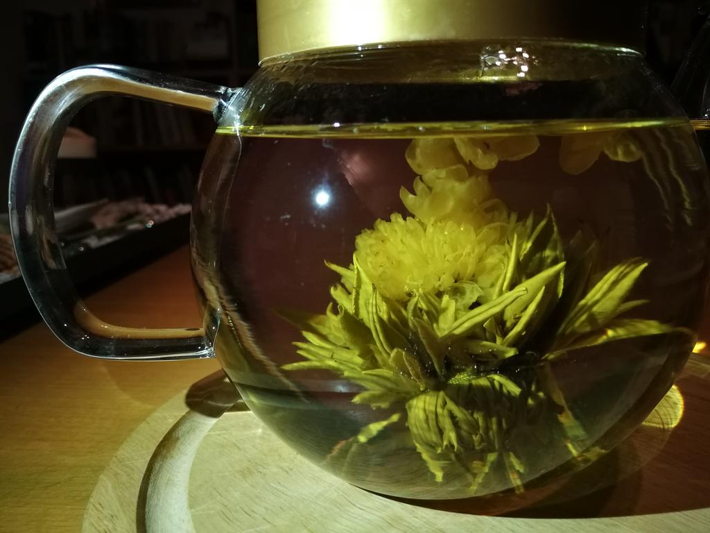 frankfeil's tweet photo. #Teeblume https://t.co/4lK89Dewjq