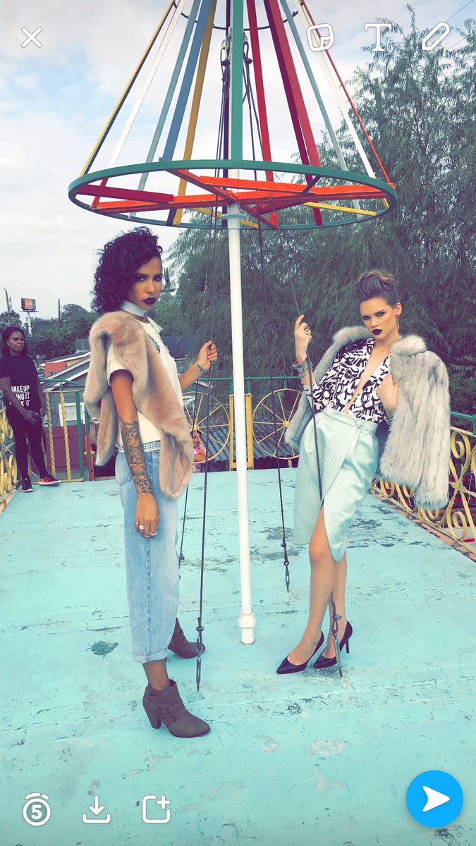 JazzlinRaquel's tweet photo. My favorite thus far!! Who you RAQn with?! #bts #wardrobestylist #styledbyraq https://t.co/vo71QDZ5iP
