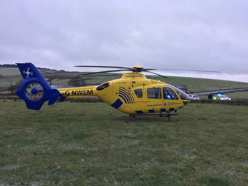 PilotNeil's tweet photo. On the high ground above Macclesfield. It has been snowing @NWAirAmbulance #hems #ec135 #helimed72 https://t.co/5MZdDN18Yh