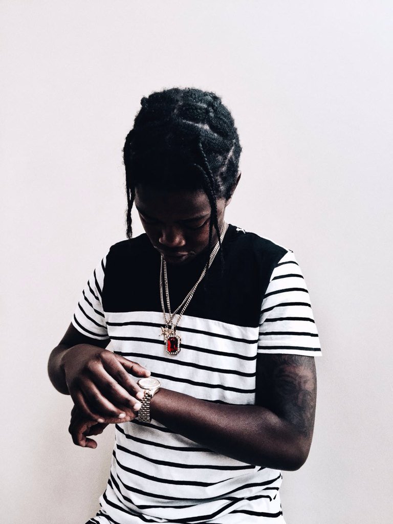 Zoocci_CokeDope's tweet photo. It's almost time, my best work is droppin' soon. I'm on beats, hooks and my debut project comin' soon too. ⛽️ https://t.co/eX1OC2XLZm