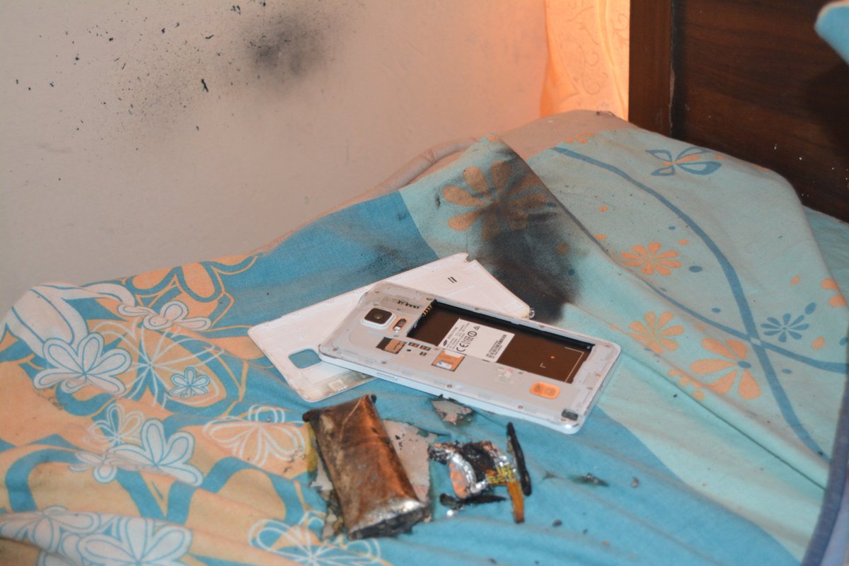 Habibies's tweet image. Dear Samsung! U makes Batteries or Bombs? This is not #SamsungNote7 about which #Samsung warned us but #GalaxyNote4 which bursted. Stay safe