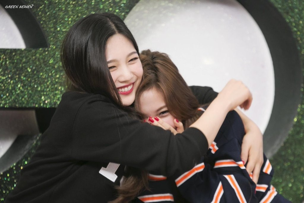 picsjoy's tweet photo. JOYRI https://t.co/ku61Z2GiR0
