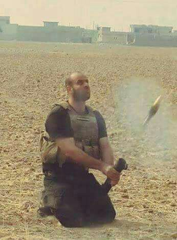 حكمة داعش اذا مر الوقت ولم تروني
اعلموا ان الحشد الشعبي قد دعسوني 💪
نصر من الله قريب 
 #نبضات_الي_الموصل