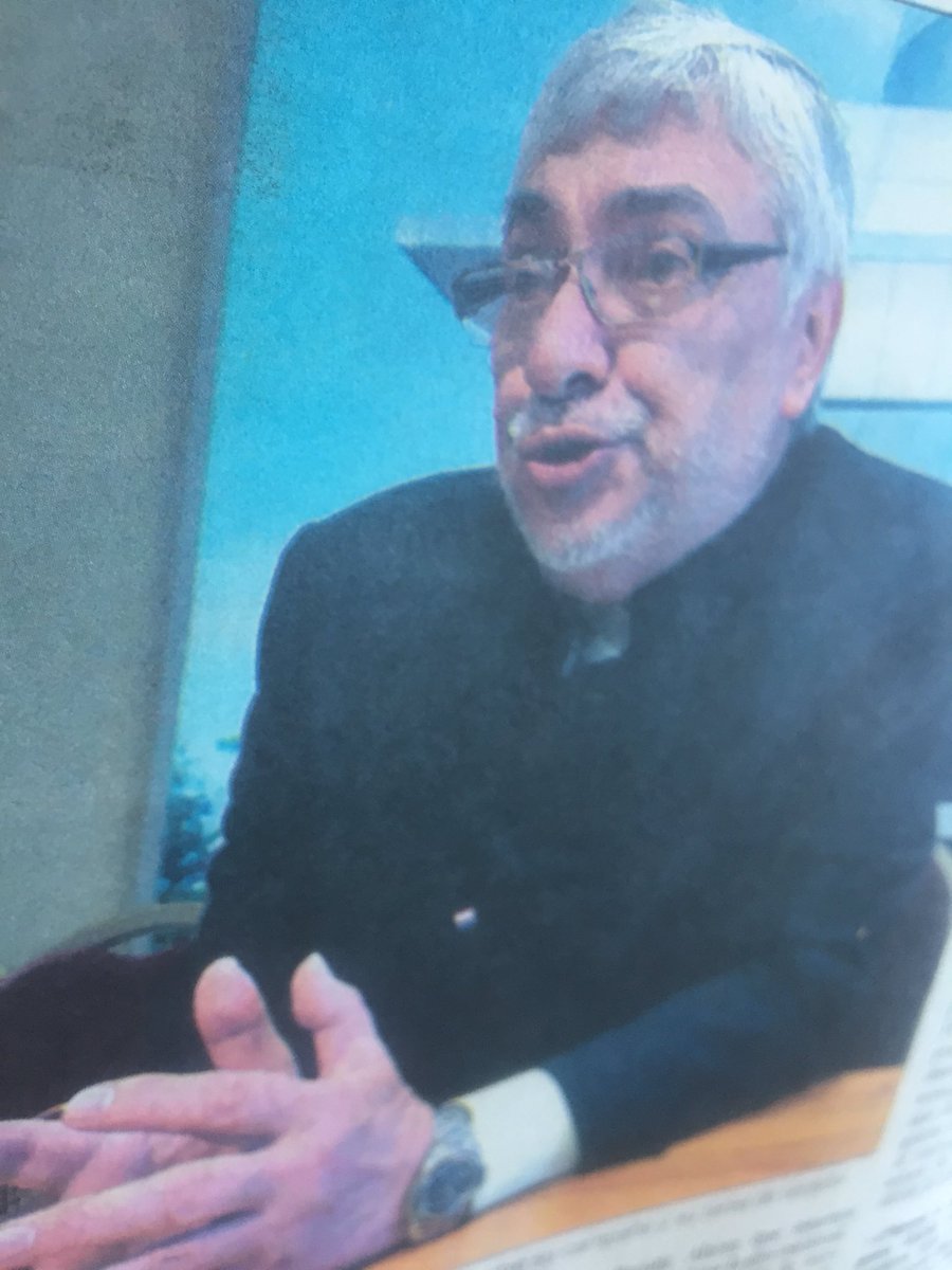 pijaspy's tweet photo. POR QUE PUTA LE SIGUEN DANDO PRENSA A ESTE INUTIL MEDIOCRE PUTAÑERO LIDER DE IDIOTAS!!MIRÁ SU NUEVO #ROLEX. ÑEMBO HUMILDE DEFENSOR DE POBRES https://t.co/MlDgt08SZo