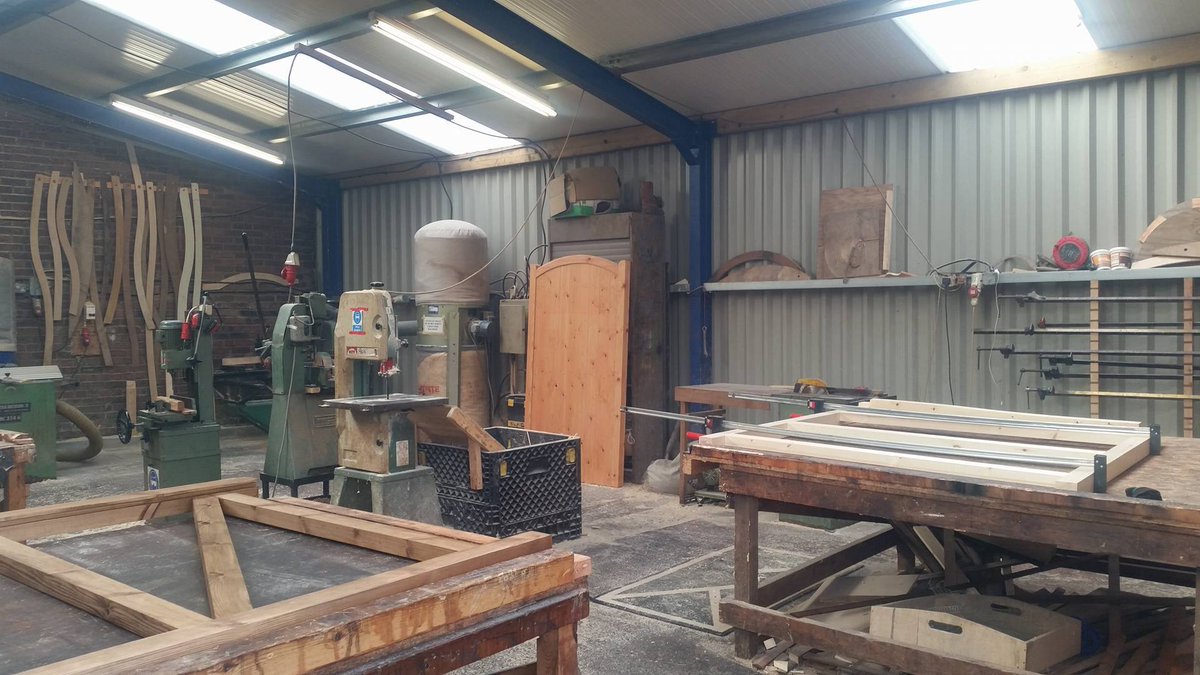 ukgates4u's tweet photo. For a #bespoke #garden or #driveway #gate that will last for years, why not get in touch today! https://t.co/uqxECNNWow https://t.co/QtwPNPMKCx
