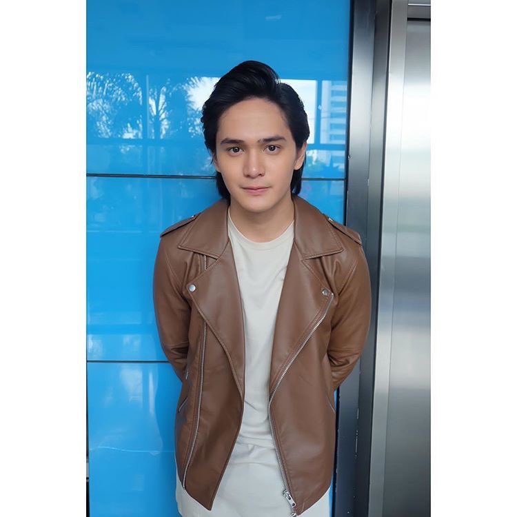 BossDalton316's tweet photo. Greatest Man That Ever Lived only on Sunday Pinasaya and Encantadia and then to GMA Network
#SPSPakLaban
@Rurumadrid8 https://t.co/K7JHP9yXzj
