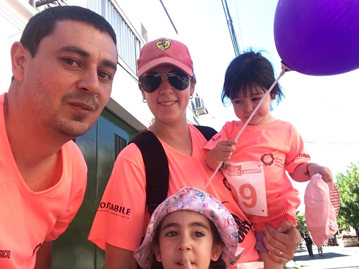 arigreco's tweet photo. Ya listos para correr (?) porque hoy #SanPatricioCorre #SPC2016 https://t.co/8523G4rdWV