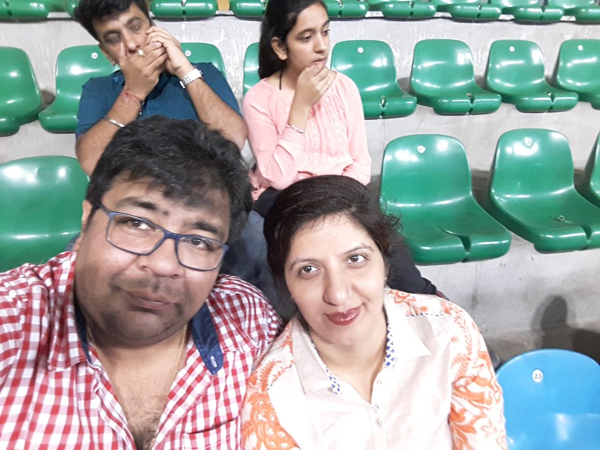 #gurdaslivedelhi