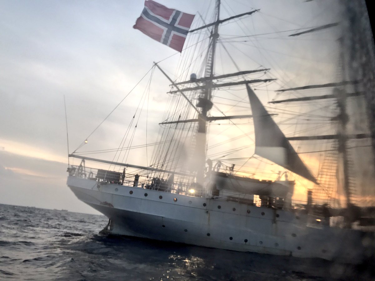 UNMaldives's tweet photo. @NorwayMFA hosts reception near #Malé on a ship built in 1927 &amp; running on renewable resources, stresses importance of #sdg14 #UNpartners https://t.co/91NKBLHhrX