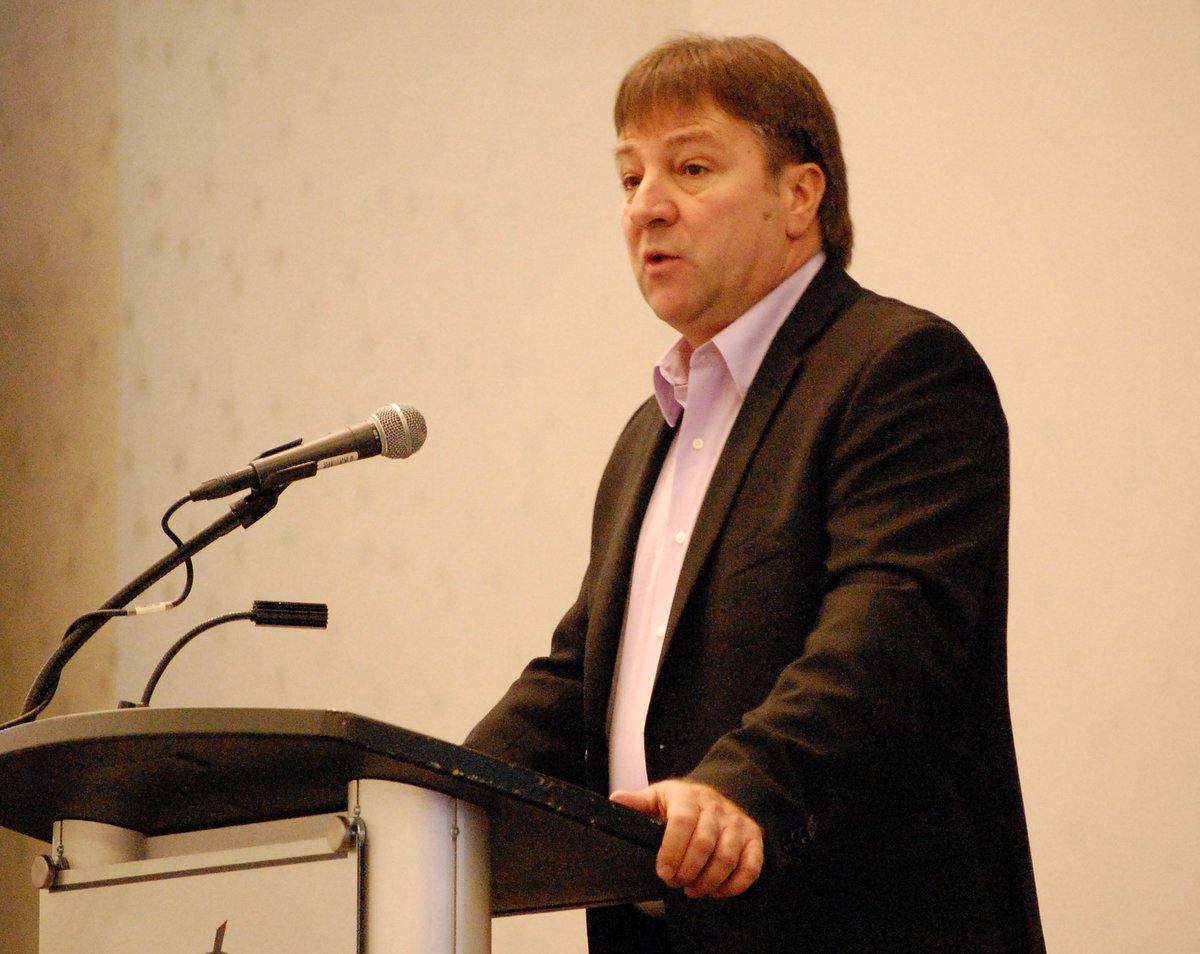 cupenat's tweet photo. "We still have work to do to push back against precarious employment, to lift women out of poverty," Charles Fleury at #WomenUnited #canlab https://t.co/2f4bqaRLOS
