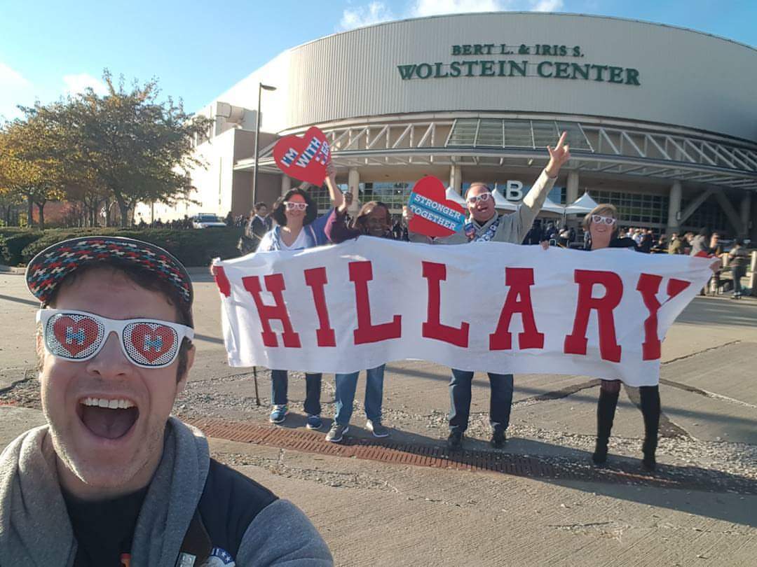 jim4progress's tweet photo. Ready to rally with .@Beyonce at the GOTV concert for .@HillaryClinton! #OHHillYes #OhioTogether #Hillary2016 https://t.co/zKYhr9sVcZ