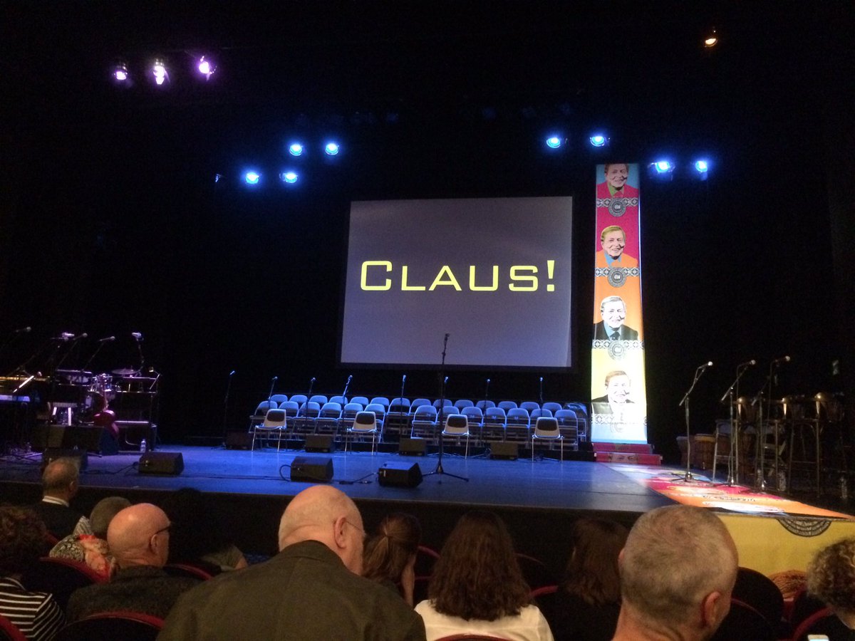 insooradstake's tweet photo. Bij #CLAUS van @juliusleeft met o.a. Actrice Dewi Reijs ! #dewireijs #eenechtevermeer https://t.co/gFqr4V9jCw