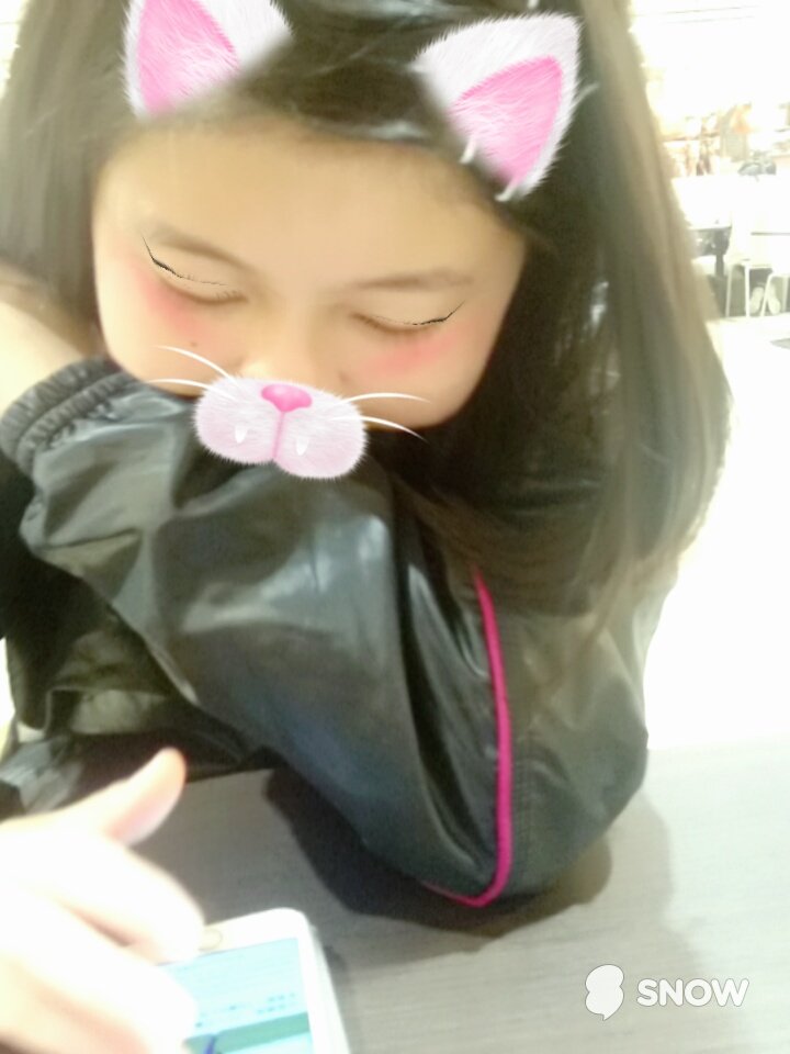 kasumitateuchi's tweet photo. ちっぴーちゃんとモール😍😍
最近会えてなかったから会えてよかった👅👅
また遊ぼ～ね😆
来週は映画みるべ🙌🙌🙌 https://t.co/bEOosqmsou