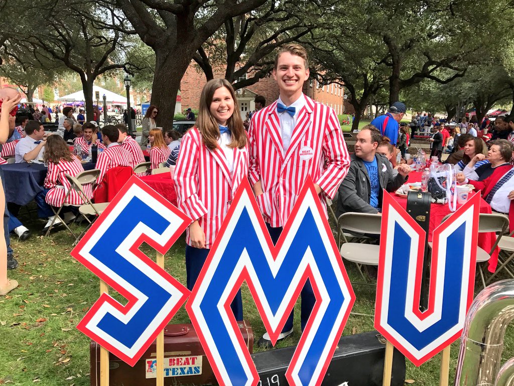 DiamondMClub's tweet photo. Pigskin + parade + game. Thanks, @SMU_mustangband for a great Homecoming weekend. #buzzemup #diamondm https://t.co/qt1H2TBCsS