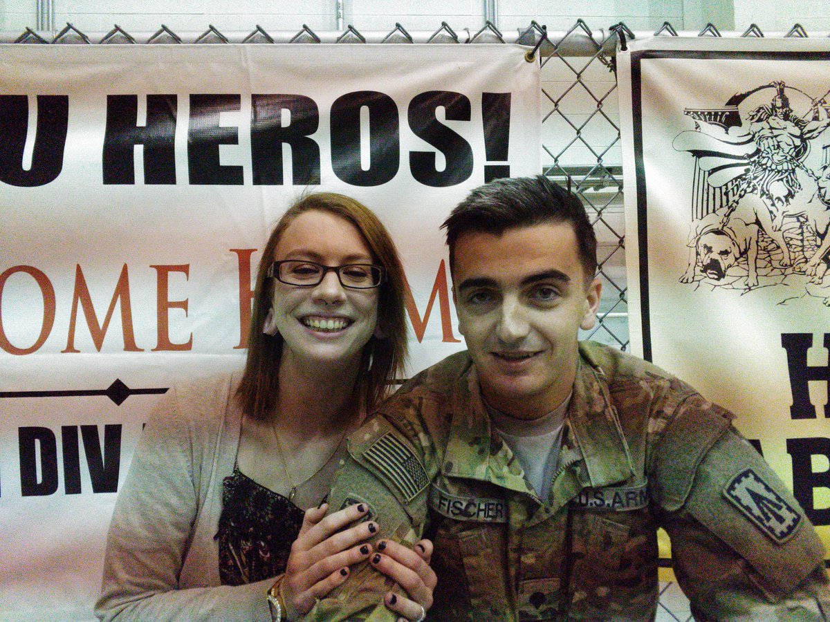 GrandstandVideo's tweet photo. The reason I missed #STN2016
2-44 ADA returned from deployment last night! Welcome home Son! https://t.co/VpUDtJgpoA