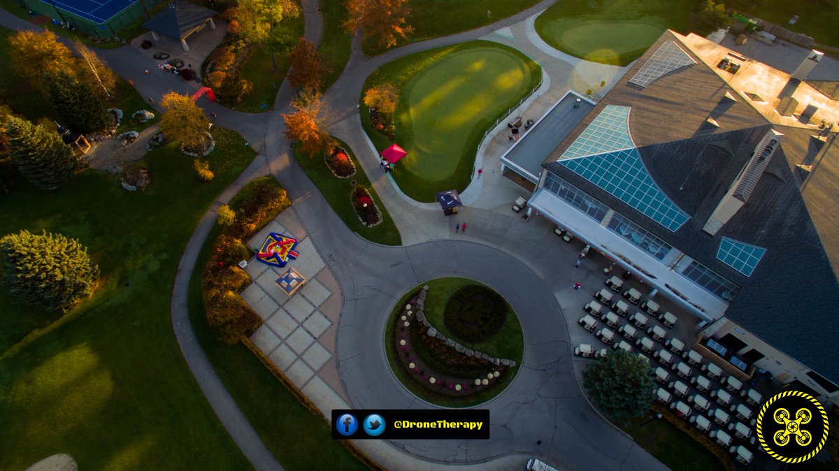 DroneTherapy's tweet photo. Perfect day for a race! Complete with Bouncy Castle &amp; Breakfast with Santa! #LionHeadGolf #IggysAtLionHead. Start time10:00am https://t.co/wQW2VoMfEs