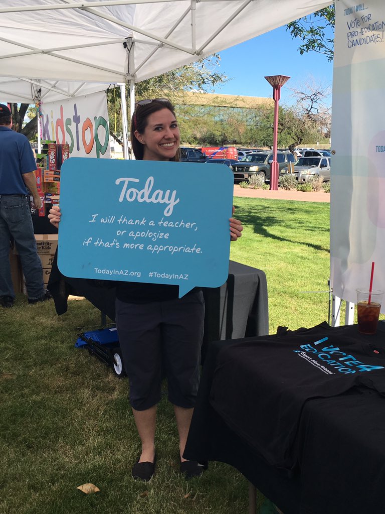 ExpectMoreAZ's tweet photo. Stop by our table at the #LFAFallFest and share your commitment to education in AZ with us. #TodayInAZ https://t.co/bA2vmTDdZd
