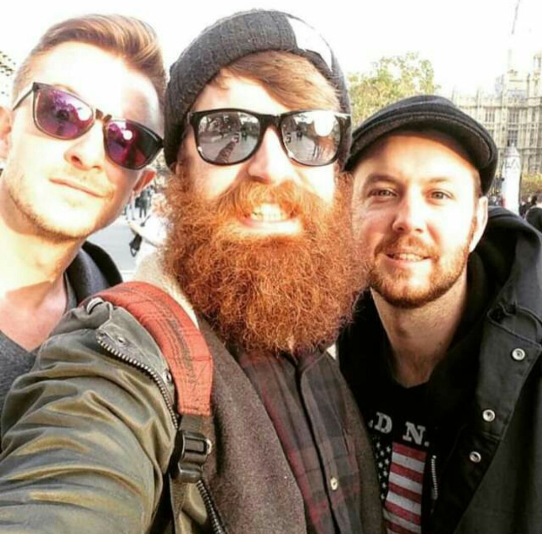 DutchSimieST's tweet image. Matt &amp;amp; his boys (Chris Ayer, Adam Barnes) in London last Thursday ☉