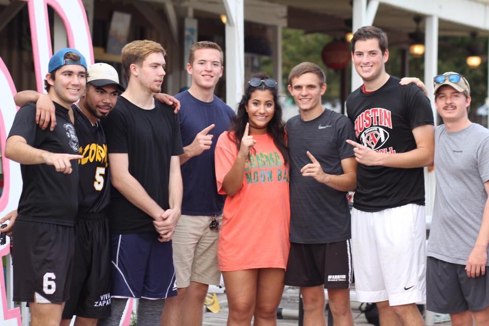 UTSAGammaPhi's tweet image. Thank you everyone else who came to support! We had a blast! 🌙 #moonball