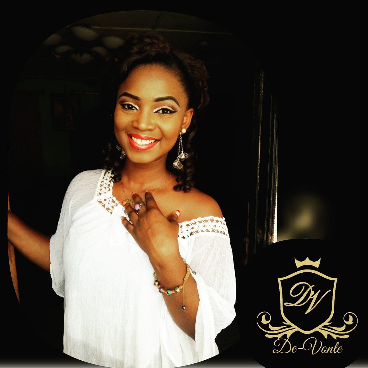 Devvonte's tweet image. 👉#Showcasing
👉#Branding
👉#Advertising 👉#MoreThanModeling
👉 #ItsAnArt 👉#TellYourStory 
 ~EXHIBIT 102☆✔
OUR MODELS ARE OUR FASHION STATEMENT✔