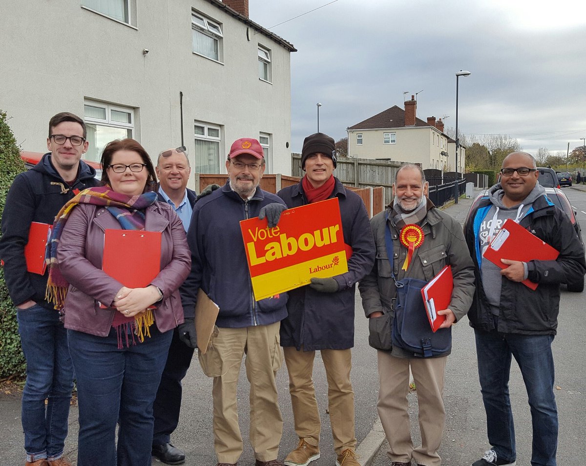 SinfinLabour's tweet photo. We were out talking to the good people of #Osmaston today, even the rain didn't stop us on the #labourdoorstep https://t.co/9cVwGjRwZ7