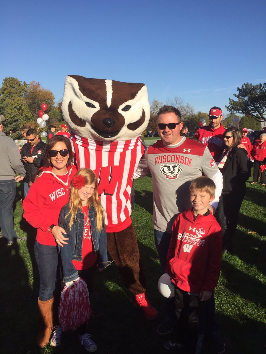 TaraMLien's tweet photo. Another Badger WIN! #gobucky #uwmadisonalumni https://t.co/FypvAdfAKR