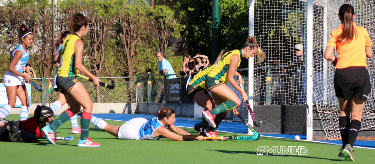 HockeyMUNIHD's tweet photo. #02R11F #Recupero #Damas #Lomas(1) Vvs #Ciudad1A(2) #30Grados (Album) en: https://t.co/nZT6DAHyFU https://t.co/bje3qTrj4W