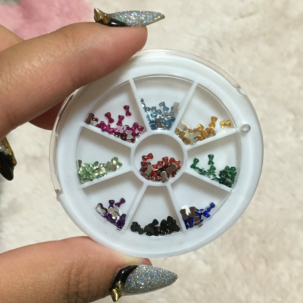 有沙 ネイル垢 ダイソーのリボンパーツの開け方が分からない どうすんのこれ W