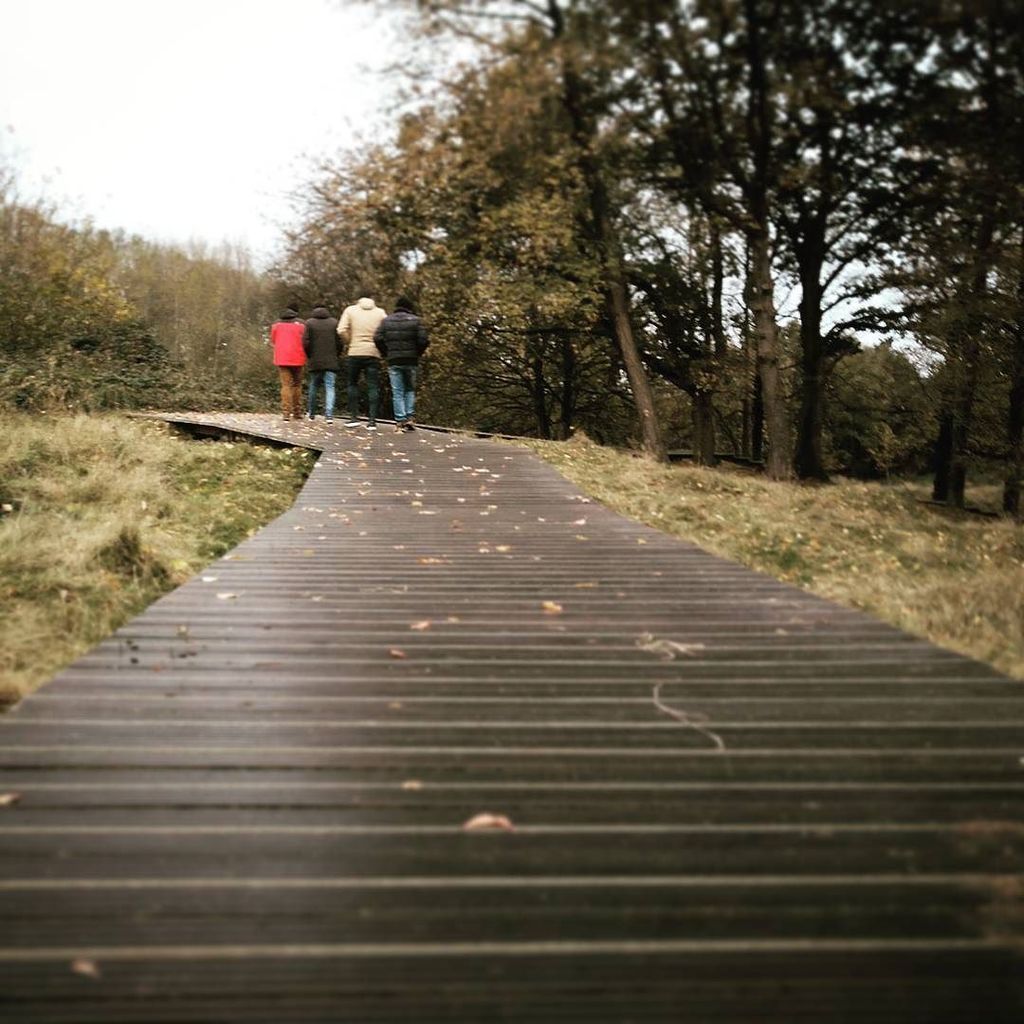 Tim2301's tweet image. We volgen de frontlinie #loopgraven #hill60 #caterpillarhill #guide #gids #tour #ww1 #firs… ift.tt/2fsEsKj