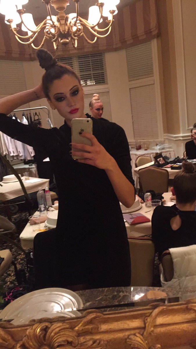 Isa_Cappucci's tweet image. My beautiful sweet Natasha glamming up for a #modelevent  #nyc  👠💄❣