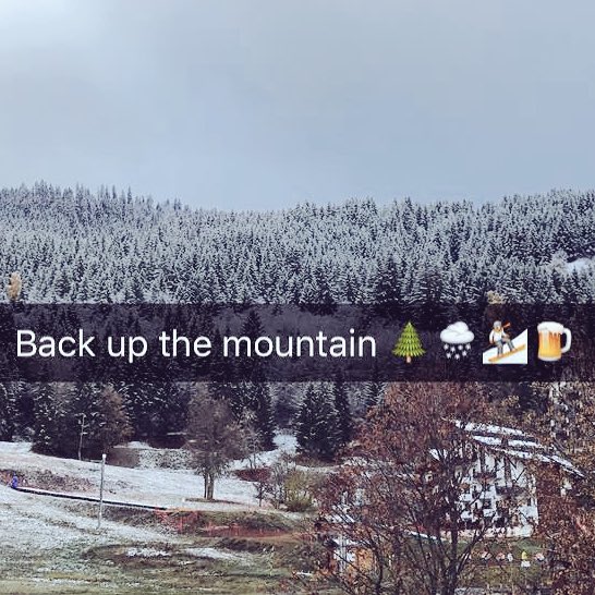 JoleneraeJ's tweet photo. The Excitement has set in! #Mountains #LaTania #snowboarding #Alpineelements #FrenchAlpes https://t.co/AIOGyz9VoD