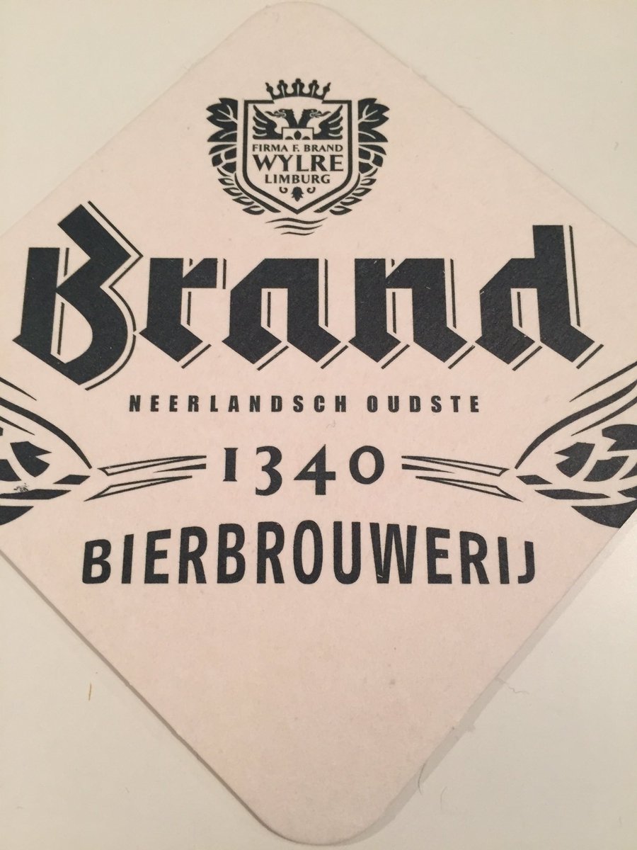 elkeklh's tweet photo. Biertraining met het horecateam van het @Rabotheater #brandpilsener #horeca #bier https://t.co/u7tJP1PLrU