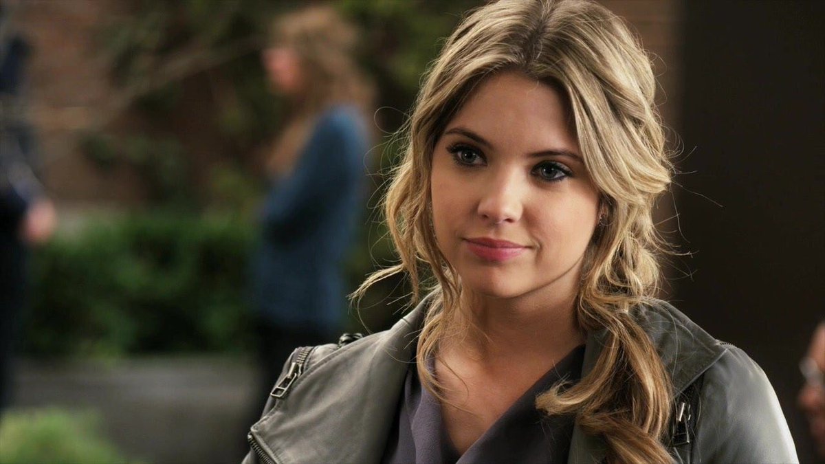 xthreads_'s tweet image. Hanna Marin

- the funniest
- a princess
- my fav out of the liars
- smart, beautiful and brave
- HALEB AF
