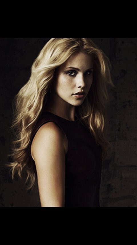 xthreads_'s tweet image. Rebekah Mikaelson

- BADASS
- original vampire barbie
- deserves all the love and happiness on the world
- loves her family
