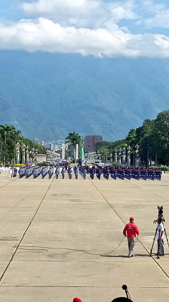 Fund. A.J. de Sucre tweet media