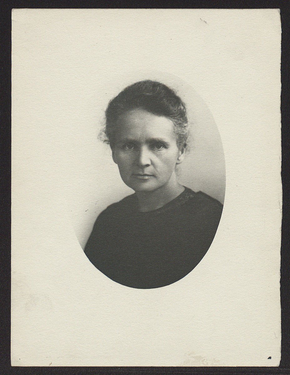 Marie Curie, the discoverer of radium, was born #OnThisDay in Poland - two of her speeches via NL of Poland - europeana.eu/portal/en/reco…
