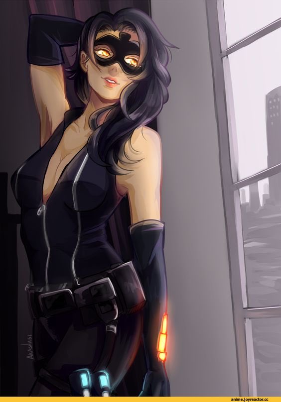 "I do love this outfit. Happy #SeductiveSunday."