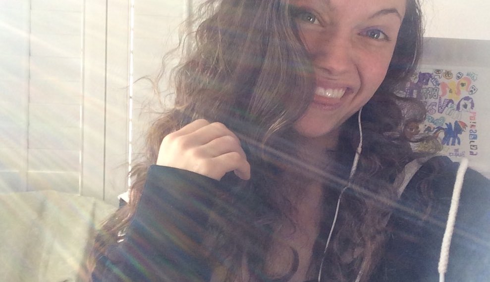 vaughnbroderick's tweet image. laur- post one of these
me- i don&apos;t have any makeup on
laur- SO 
@runnnandgo