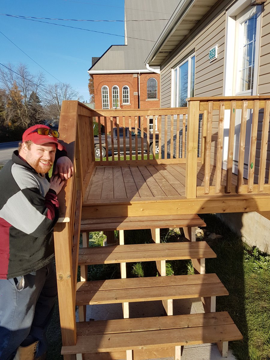 JoshBoersen's tweet photo. Another happy customer! Glad mother nature behaved! #deckdone #finally https://t.co/pn7EHNHbNX