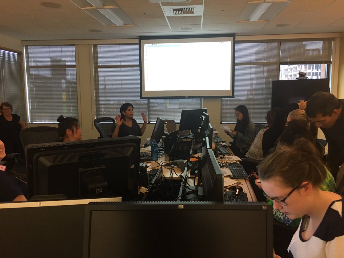 SoGulley's tweet image. Our workshop weekend is in full swing. This group is building a moisture sensor for a plant using #RaspberryPi #ChickTechSea #GirlsInTech