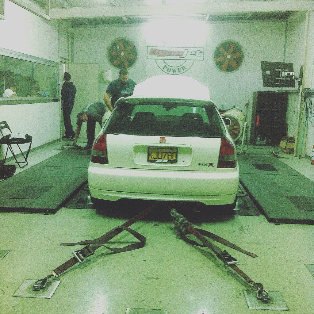 CrxR91's tweet photo. 💉🔰 Good Night its time for dyno 😈⚠️ Toys only for real boys 😏👍 Ek9 B-Tuning All Motor 🚗🆙 https://t.co/1RKJZhfnep