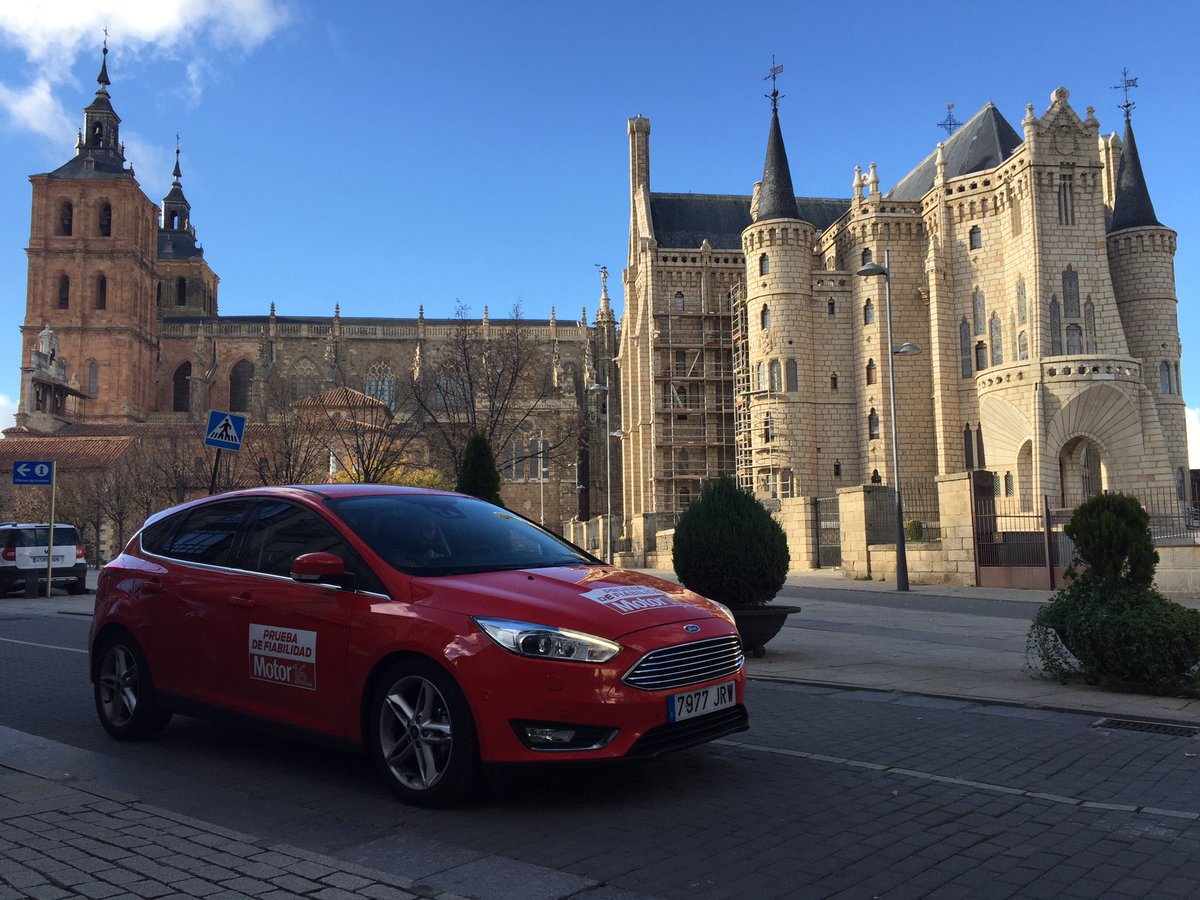 motor16's tweet photo. Madrid-Astorga ida y vuelta con un solo depósito. El @FordSpain Focus 1.0 EcoBoost nos sigue sorprendiendo #25MilKm #RetoFocusMotor16 https://t.co/3IQhJvZtKa