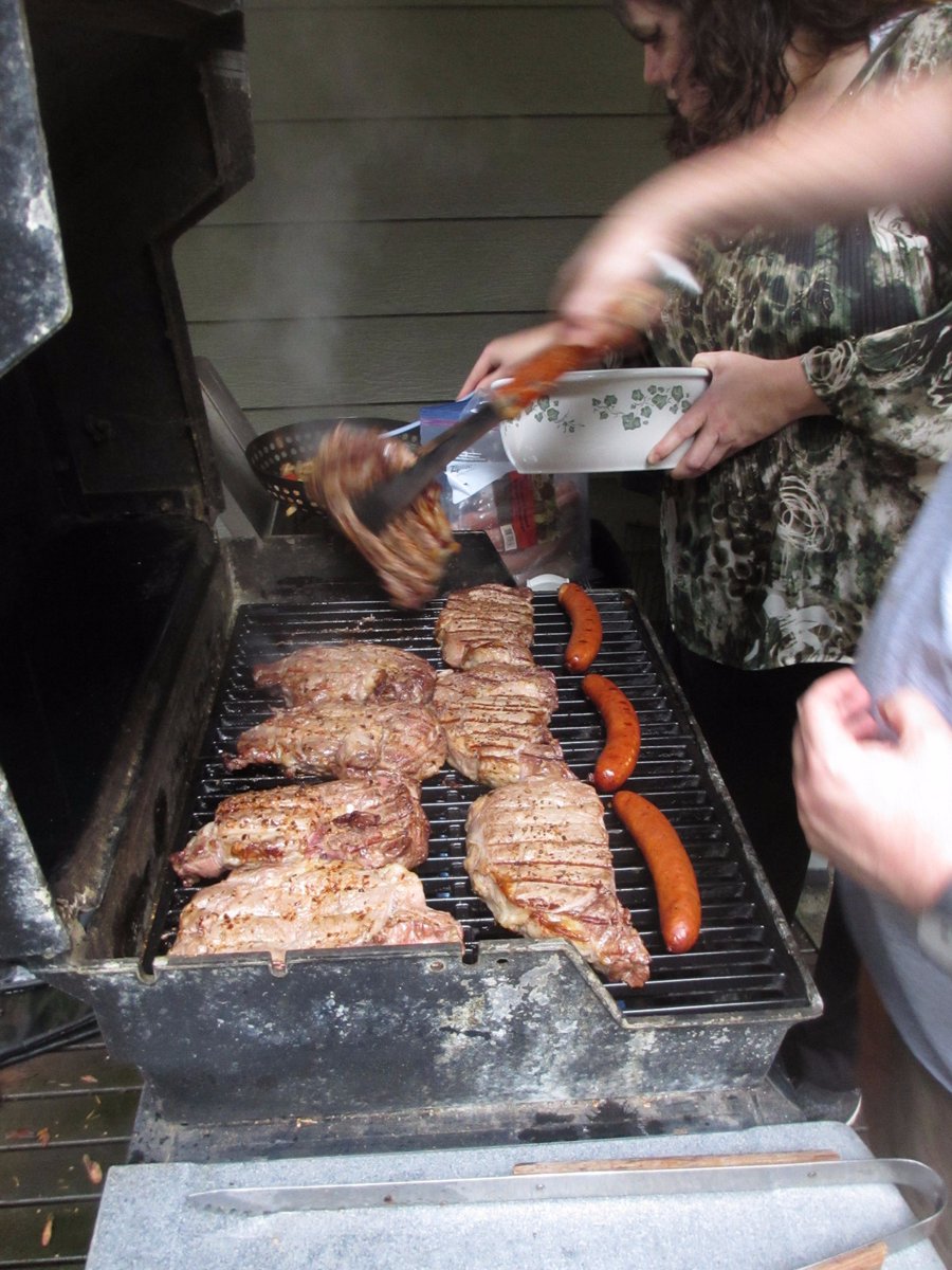 wstrasser's tweet image. #SQLGrillen the American Way - Thanks @SQLScott! #MVPBuzz #sqlmaennerwg