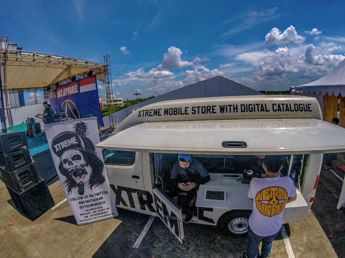 TASIKMALAYA BERSATU VI 20 November 2016, akan kedatangan kawan <a href="/XtremeMerch/">X T R E M E 𖤐₆₆₆</a> mobile store...siap merapat
#eundeurkeun